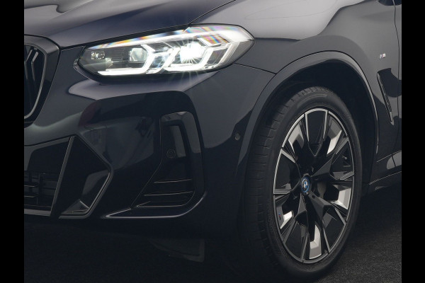 BMW iX3 M Sport High Executive 80 kWh 286pk Dealer O.H | Panodak | Adaptive Cruise | 360 Camera | Head Up | Harman / Kardon | Lederen Sportstoelen Memory & Verwarmd | Blis | Keyless | Pilot Assist | Apple Carplay | Navigatie | Virtual | DAB | 20"L.M |
