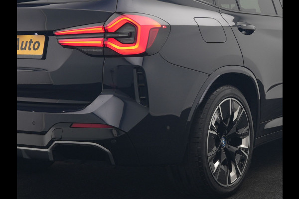 BMW iX3 M Sport High Executive 80 kWh 286pk Dealer O.H | Panodak | Adaptive Cruise | 360 Camera | Head Up | Harman / Kardon | Lederen Sportstoelen Memory & Verwarmd | Blis | Keyless | Pilot Assist | Apple Carplay | Navigatie | Virtual | DAB | 20"L.M |