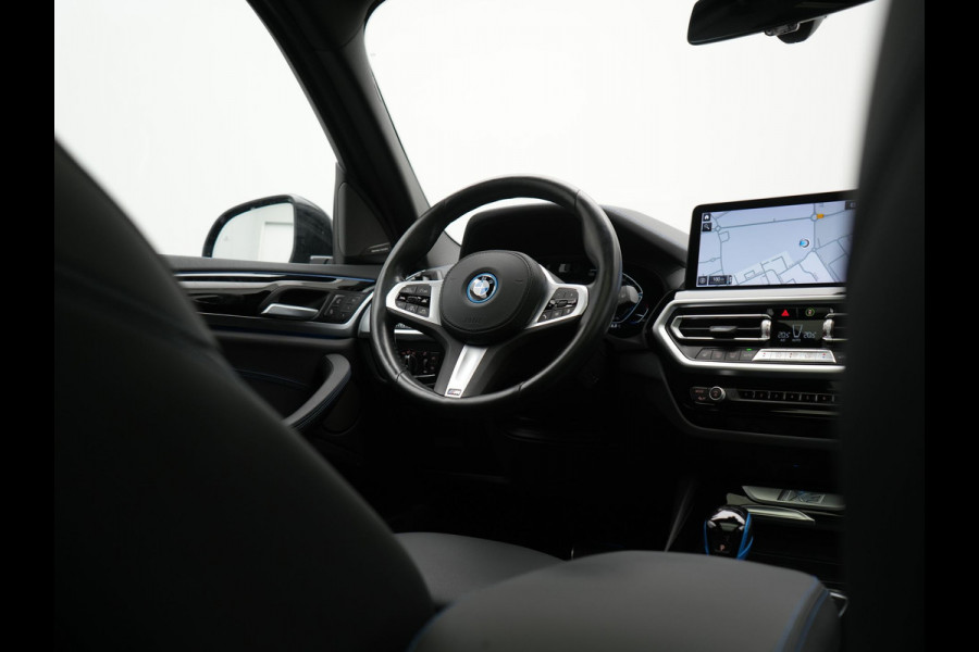BMW iX3 M Sport High Executive 80 kWh 286pk Dealer O.H | Panodak | Adaptive Cruise | 360 Camera | Head Up | Harman / Kardon | Lederen Sportstoelen Memory & Verwarmd | Blis | Keyless | Pilot Assist | Apple Carplay | Navigatie | Virtual | DAB | 20"L.M |