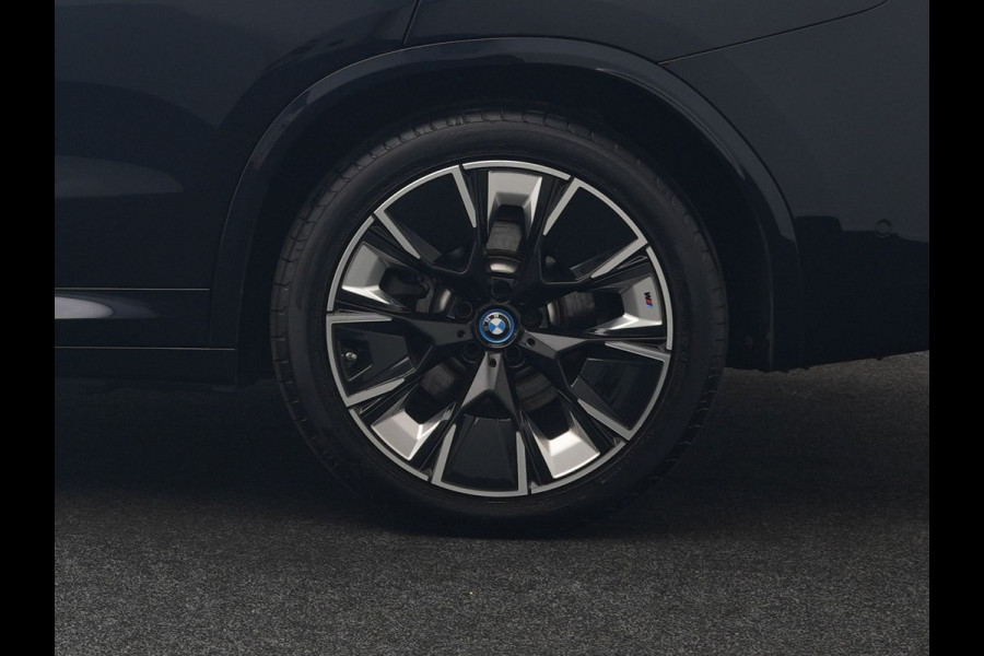 BMW iX3 M Sport High Executive 80 kWh 286pk Dealer O.H | Panodak | Adaptive Cruise | 360 Camera | Head Up | Harman / Kardon | Lederen Sportstoelen Memory & Verwarmd | Blis | Keyless | Pilot Assist | Apple Carplay | Navigatie | Virtual | DAB | 20"L.M |