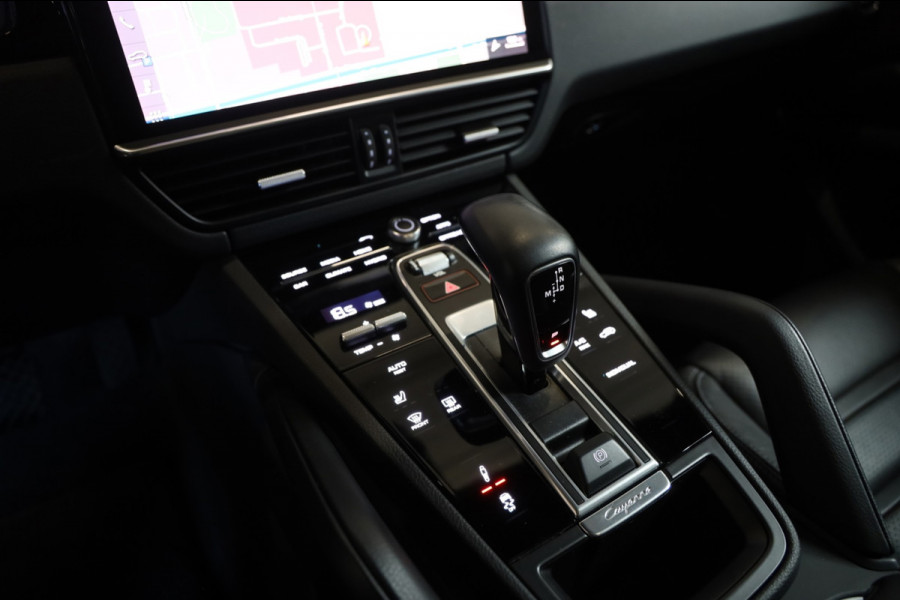 Porsche Cayenne Coupé 3.0 E-Hybrid 462PK NAP Bose, Luchtvering, Trekhaak, Softclose Topstaat Lease v/a €211,- P.M. INRUIL MOGELIJK
