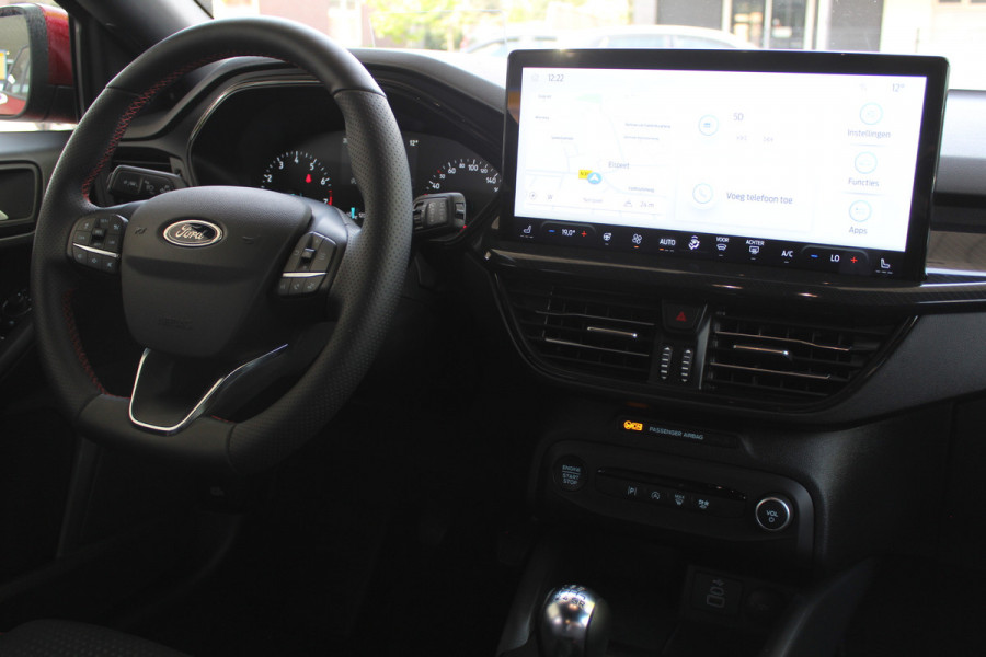 Ford FOCUS Wagon 1.0 EcoBoost Hybrid ST Line X | Head-Up | Adaptieve cruise | Trekhaak | Winterpack