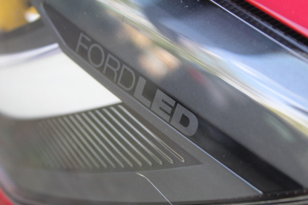 Ford FOCUS Wagon 1.0 EcoBoost Hybrid ST Line X | Head-Up | Adaptieve cruise | Trekhaak | Winterpack