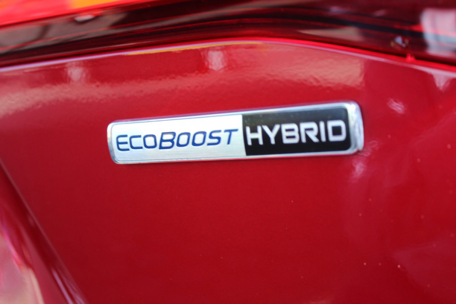 Ford FOCUS Wagon 1.0 EcoBoost Hybrid ST Line X | Head-Up | Adaptieve cruise | Trekhaak | Winterpack