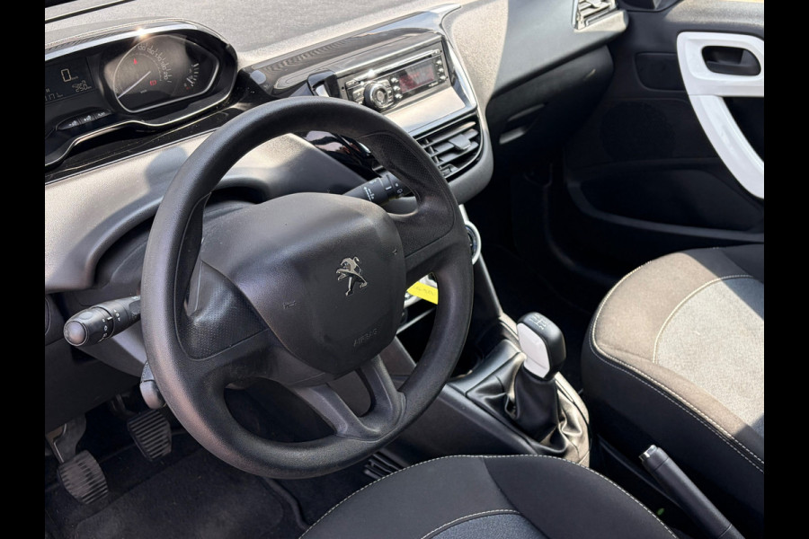 Peugeot 208 1.2 PureTech / Airco / Lage Kilometerstand !