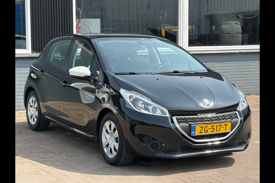 Peugeot 208 1.2 PureTech / Airco / Lage Kilometerstand !