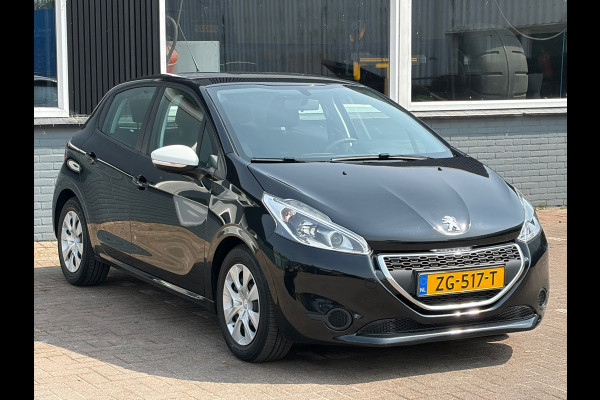Peugeot 208 1.2 PureTech / Airco / Lage Kilometerstand !