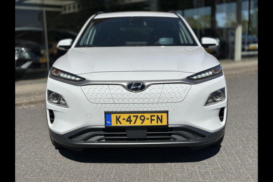 Hyundai Kona EV Fashion 64 kWh | SOH: 96,7% | Lage kmstand | 3 Fase | Warmtepomp | Blindspot |