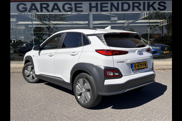 Hyundai Kona EV Fashion 64 kWh | SOH: 96,7% | Lage kmstand | 3 Fase | Warmtepomp | Blindspot |