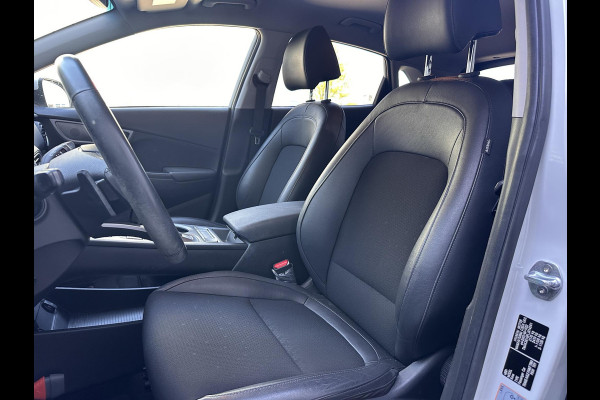 Hyundai Kona EV Fashion 64 kWh | SOH: 96,7% | Lage kmstand | 3 Fase | Warmtepomp | Blindspot |