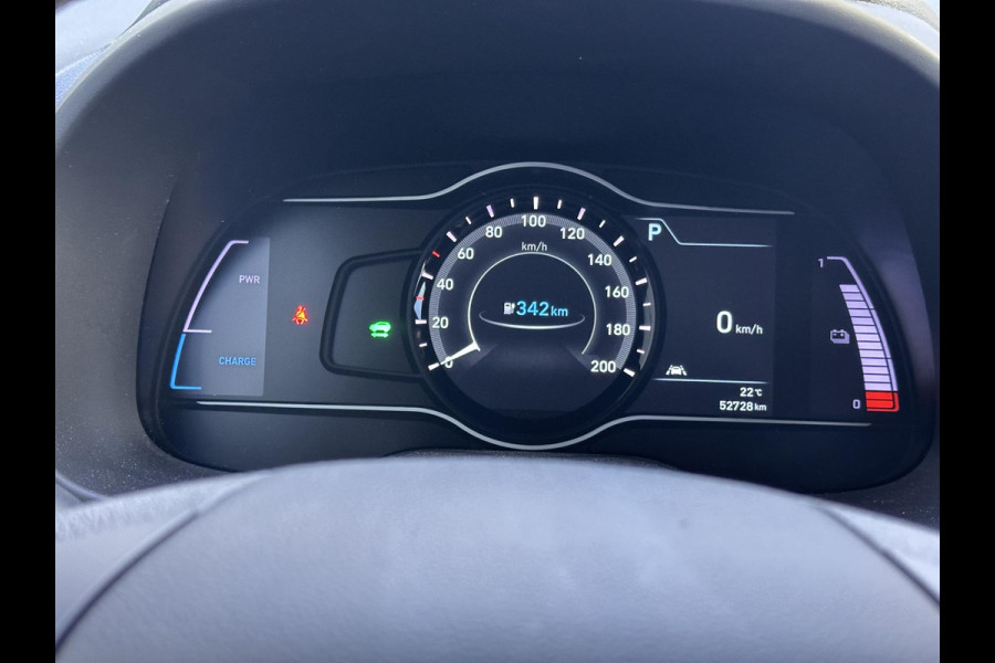 Hyundai Kona EV Fashion 64 kWh | SOH: 96,7% | Lage kmstand | 3 Fase | Warmtepomp | Blindspot |