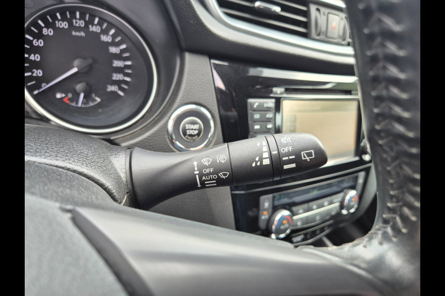 Nissan QASHQAI 1.2 N-Connecta Pano, Trekhaak, Camera, NAP