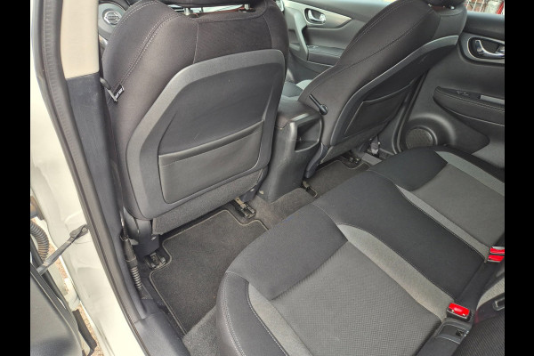 Nissan QASHQAI 1.2 N-Connecta Pano, Trekhaak, Camera, NAP