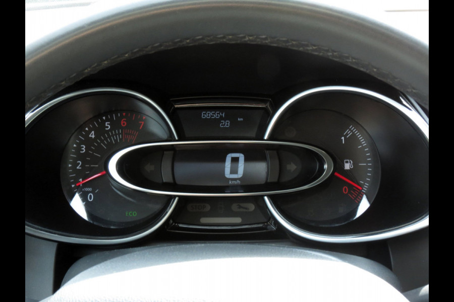 Renault Clio Estate 0.9 TCe Limited | DEALER ONDERHOUDEN | NAVI | CRUISE CONTROL | PARKEERSENSORS | DAB |