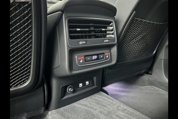 Audi Q8 60e 462PK Competition Plus | RS-Seats | Carbon | B&O | 360 Camera | ACC | Panorama | Valcona Leder | 23" Audi Sport | Luchtvering | Keyless-Entry | Tour-Pakket | Lane & Side assist | Bovag Garantie.