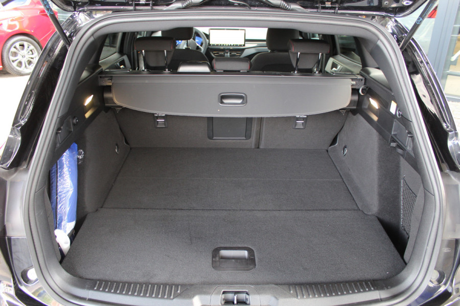 Ford FOCUS Wagon 1.0 EcoBoost Hybrid ST Line X | Winterpack | Adaptive cruise | Trekhaak | Camera