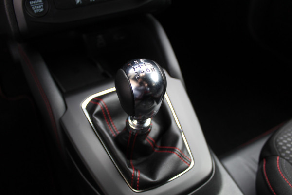Ford FOCUS Wagon 1.0 EcoBoost Hybrid ST Line X | Winterpack | Adaptive cruise | Trekhaak | Camera