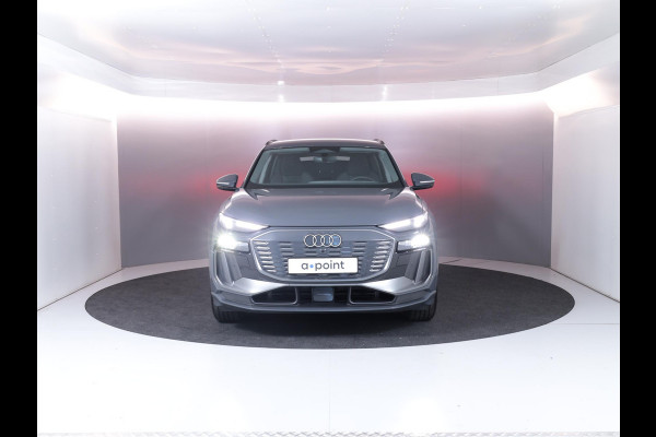 Audi Q6 e-tron Advanced edition perf 306pk 100Kwh | Tech plus | Sportstoel zwart leder-kunstl | Volledig in carrosseriekleur | Omgevingscamera's |