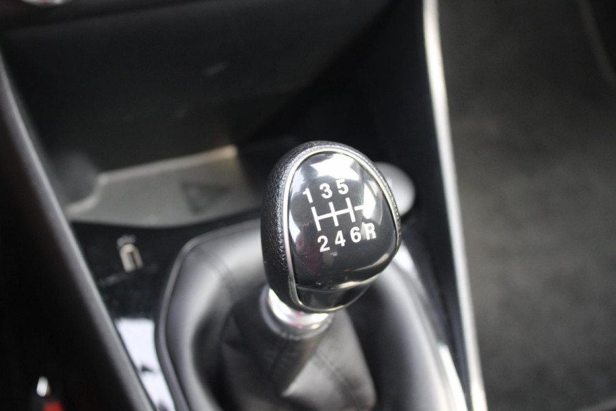 Ford Fiesta 1.0 EcoBoost 95 PK Connected | Cruise Control | Navigatie | DAB | Airco | Bluetooth Carkit