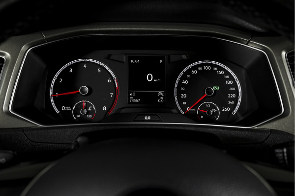 Volkswagen T-Roc 1.5 TSI 150 PK Style - Automaat | Adapt. Cruise | PDC | Camera | NAV+App. Connect | ECC | Afn. Trekhaak | LM 17" |