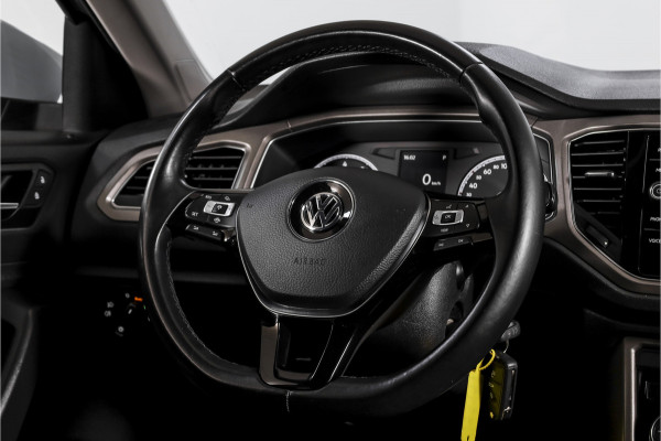 Volkswagen T-Roc 1.5 TSI 150 PK Style - Automaat | Adapt. Cruise | PDC | Camera | NAV+App. Connect | ECC | Afn. Trekhaak | LM 17" |
