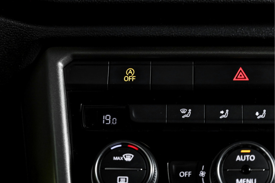 Volkswagen T-Roc 1.5 TSI 150 PK Style - Automaat | Adapt. Cruise | PDC | Camera | NAV+App. Connect | ECC | Afn. Trekhaak | LM 17" |