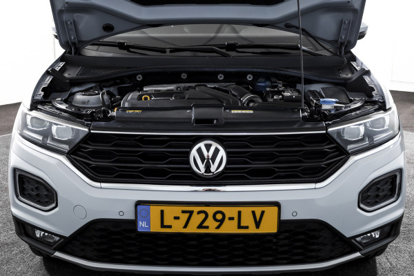 Volkswagen T-Roc 1.5 TSI 150 PK Style - Automaat | Adapt. Cruise | PDC | Camera | NAV+App. Connect | ECC | Afn. Trekhaak | LM 17" |