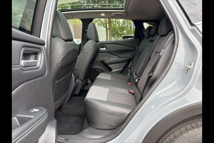 Nissan QASHQAI 1.3 MHEV Xtronic N-Connecta FABRIEKSGARANTIE| STOEL + STUURVERWARMING| VOORRUITVERWARMING| ELEKTRISCHE ACHTERKLEP| HEAD-UP DISPLAY| PANORAMADAK| ADAPTIVE CRUISE CONTROL| DODE HOEK SENSOR| 360 CAMERA|