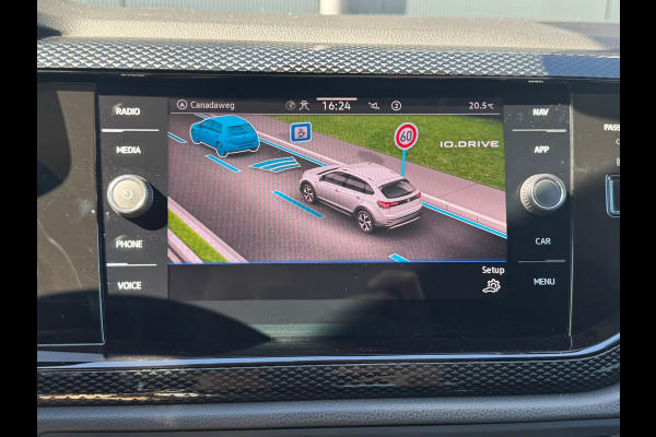 Volkswagen Taigo 1.0 TSI Automaat Life * Navigatie * Parkeersensoren * Adaptieve Cruise Control *