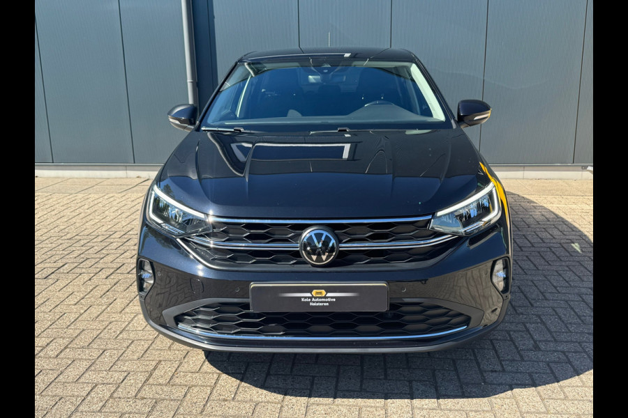 Volkswagen Taigo 1.0 TSI Automaat Life * Navigatie * Parkeersensoren * Adaptieve Cruise Control *