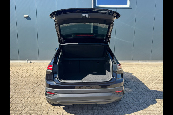Volkswagen Taigo 1.0 TSI Automaat Life * Navigatie * Parkeersensoren * Adaptieve Cruise Control *