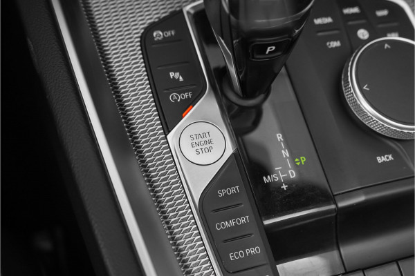 BMW Z4 Roadster M40i First Edition H/K HUD ACC Memory Stuur & Stoelverw
