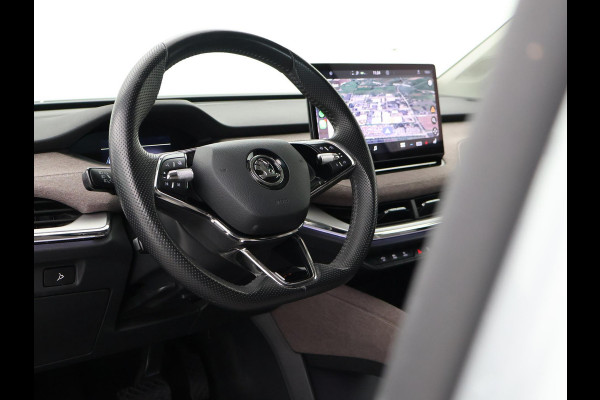 Škoda ENYAQ iV 80 204 PK + 21 INCH | AFN. TREKHAAK | STUUR/STOELVERW. | ADAPTIVE CRUISE | STANDKACHEL