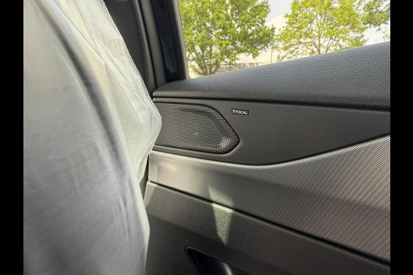 Peugeot e-408 GT 58 kWh NIEUWE AUTO 13KM!| FULL OPTION| PANO| FOCAL AUDIO| 360 CAMERA| ELEKTRISCHE ACHTERKLEP| ELEK. STOELEN| STOEL + STUURVERWARMING MET MASSAGE|
