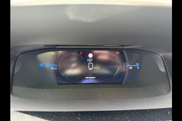 Peugeot e-408 GT 58 kWh NIEUWE AUTO 13KM!| FULL OPTION| PANO| FOCAL AUDIO| 360 CAMERA| ELEKTRISCHE ACHTERKLEP| ELEK. STOELEN| STOEL + STUURVERWARMING MET MASSAGE|