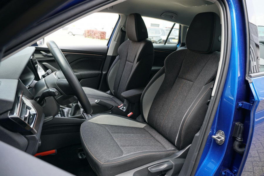 Škoda SCALA 1.0 TSI Business Edition + TREKHAAK / STOELVERWARMING / CAMERA