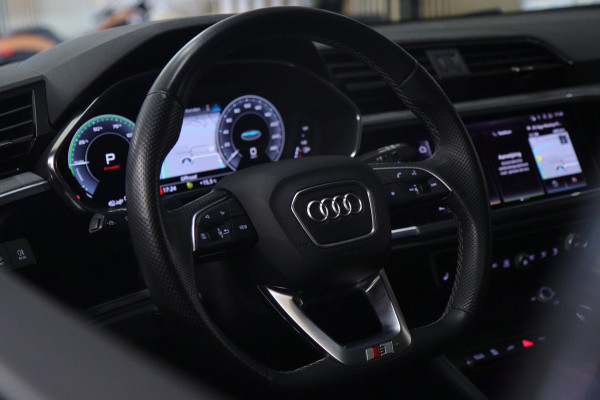 Audi Q3 Sportback 45 TFSI e 3X S-Line PANO/CAM/BLINDE/ACC/MEM/VOL