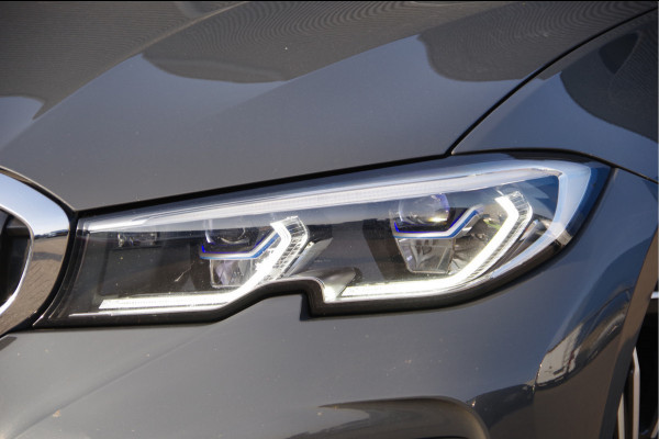 BMW 3-serie 330e M-SPORT SCHUIFDAK, INDIVIDUAL LEDER, LASER, HUD, HARMAN/KARDON, ADAPT. CRUISE, SPORTSTOELEN, DRAVIT GRAU