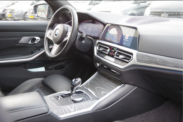 BMW 3-serie 330e M-SPORT SCHUIFDAK, INDIVIDUAL LEDER, LASER, HUD, HARMAN/KARDON, ADAPT. CRUISE, SPORTSTOELEN, DRAVIT GRAU