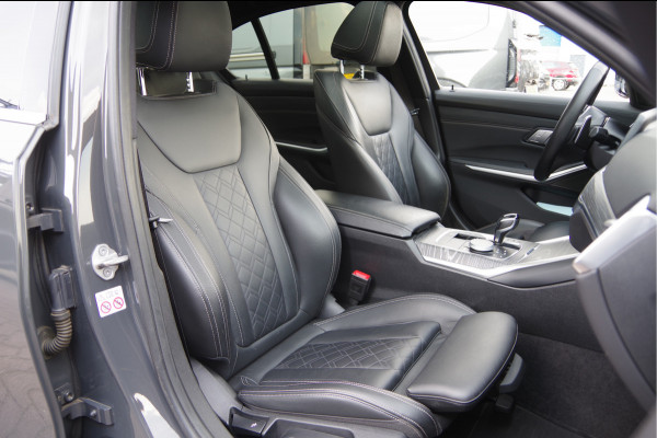 BMW 3-serie 330e M-SPORT SCHUIFDAK, INDIVIDUAL LEDER, LASER, HUD, HARMAN/KARDON, ADAPT. CRUISE, SPORTSTOELEN, DRAVIT GRAU