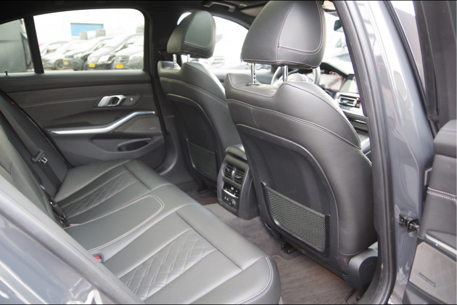 BMW 3-serie 330e M-SPORT SCHUIFDAK, INDIVIDUAL LEDER, LASER, HUD, HARMAN/KARDON, ADAPT. CRUISE, SPORTSTOELEN, DRAVIT GRAU