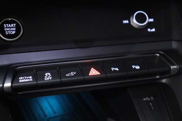 Audi Q3 Sportback 45 TFSI e 3X S-LINE PANO/SONOS/360CAM/BLINDES/ACC/KEYLES/VOL