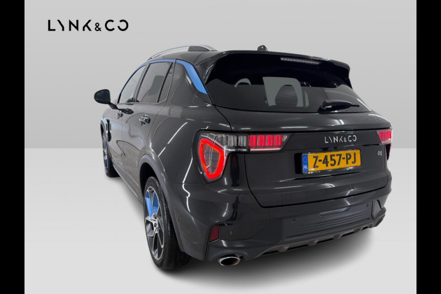 Lynk & Co 01 1.5 Plug-in Hybrid Stuur/Stoelverw. Adapt.Cruise Zwarte hemel Carplay 360°Cam