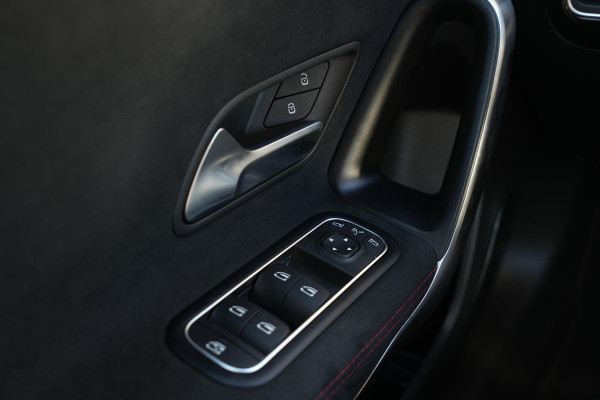 Mercedes-Benz A-Klasse AMG 35 4MATIC Aero Pack Burmester WideScreen Facelift