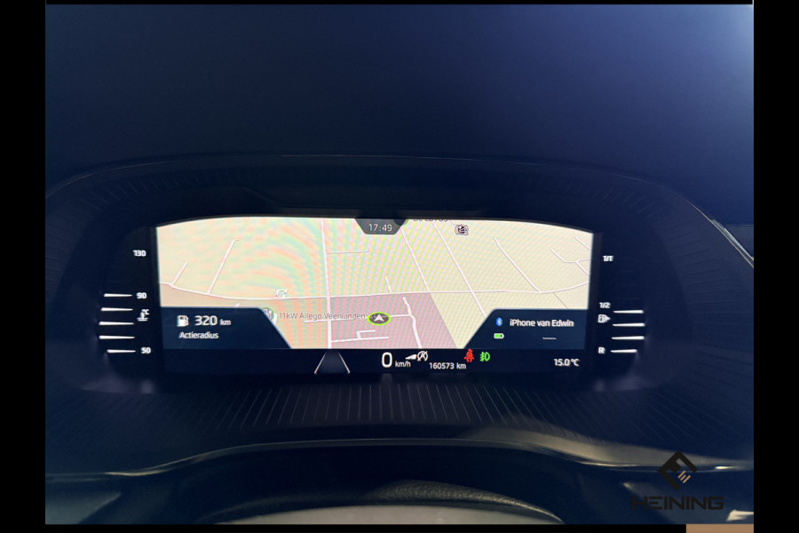 Škoda Octavia Combi 1.0 TSI Business Edition. Navi. Apple-carplay.Trekhaak. Dealer onderhouden met NAP