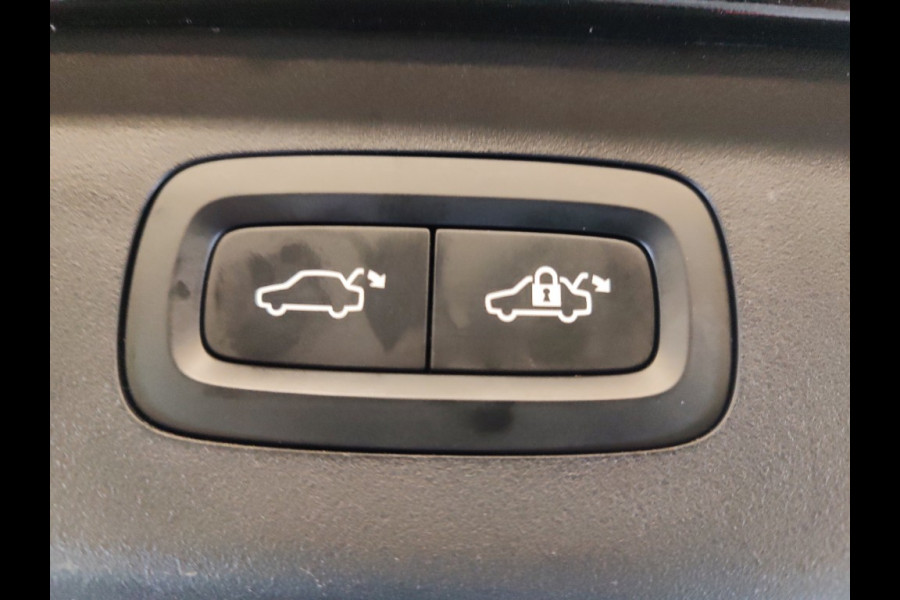Lynk & Co 01 1.5 PHEV 262PK Stuur/Stoelverw. Zwarte hemel Plug-in 360°Cam Carplay