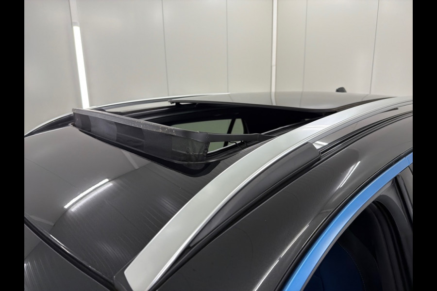 Lynk & Co 01 1.5 PHEV 262PK Stuur/Stoelverw. Zwarte hemel Plug-in 360°Cam Carplay