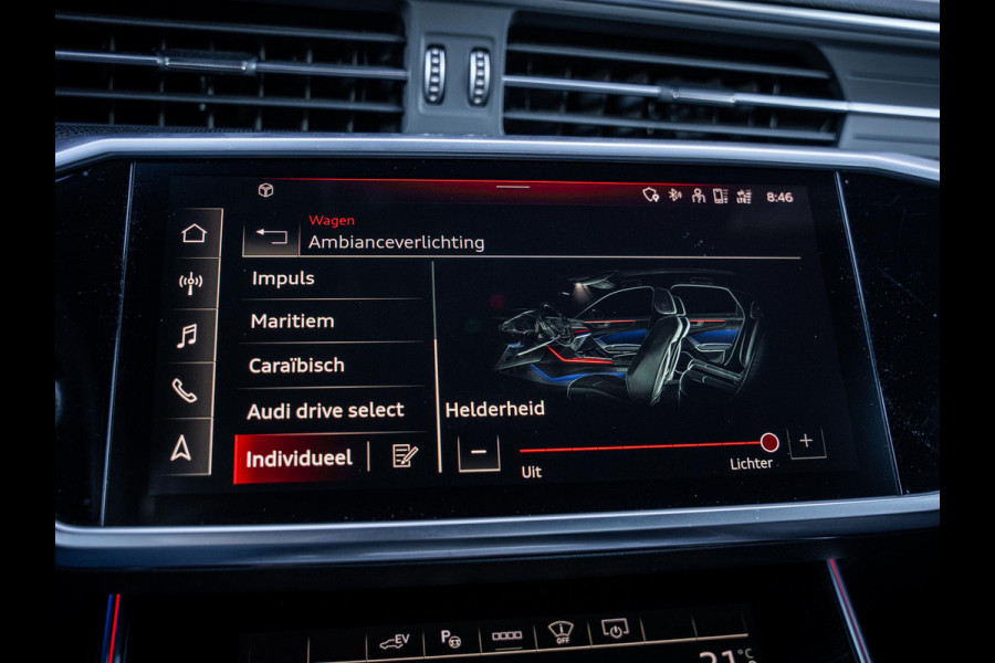 Audi A6 Avant 55 TFSI e quattro Competition S - Pano l Softclose l Trekhaak l HUD