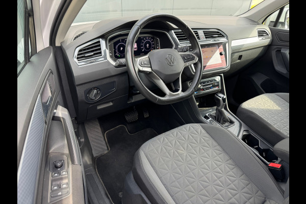 Volkswagen Tiguan 1.4 TSI eHybrid Life * Navigatie * Stoelverwarming * Virtual Cockpit * Adaptieve Cruise Control *