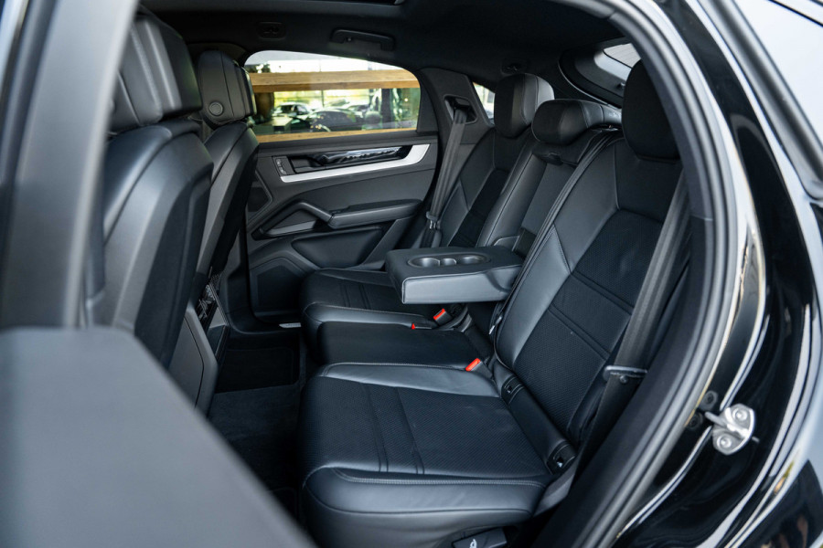 Porsche Cayenne Coupé 3.0 E-Hybrid - Origineel NL | Sport Chrono + | Panorama | Memory | 360 Camera